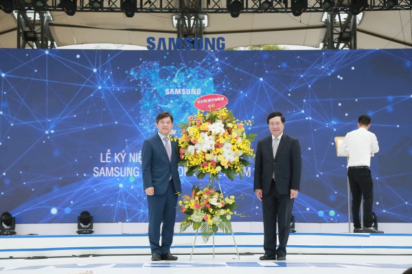 10 năm thành lập Samsung Electronics Việt Nam