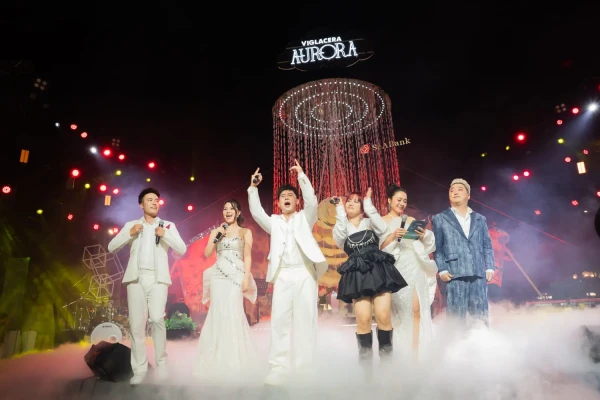 Quay phim sự kiện Triển lãm Viglacera Aurora và đêm nhạc Sắc màu cực quang