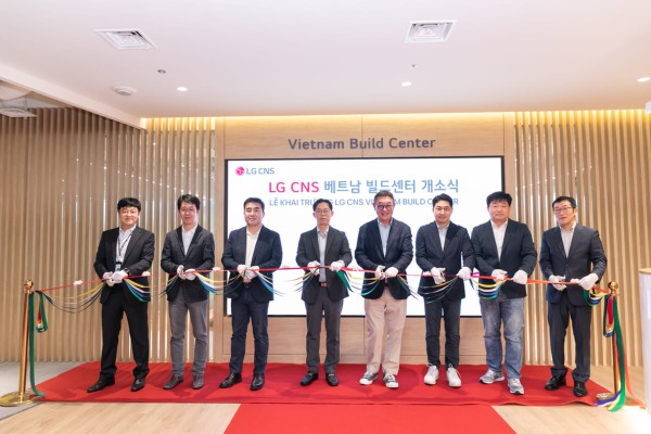 Lễ khai trương văn phòng đầu tiên của LG CNS tại Việt Nam
